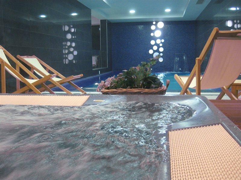 Hotel In Біоград-на-Мору Екстер'єр фото